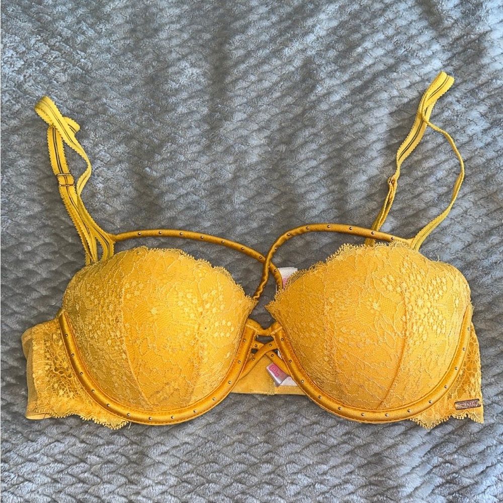 VS PINK Date Pushup Bra